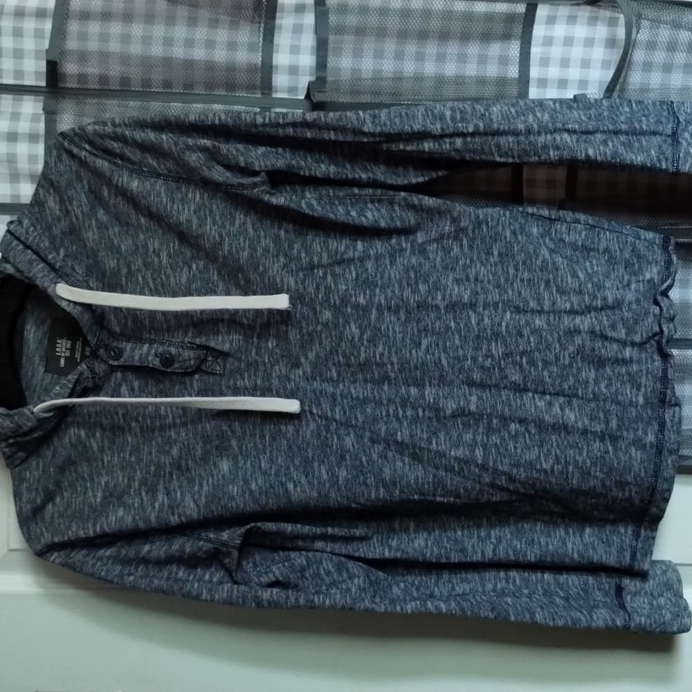 Men's long sleeve shirt